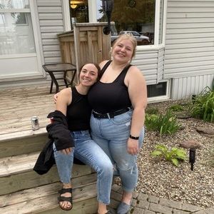 Meet your Posher, Kimberly